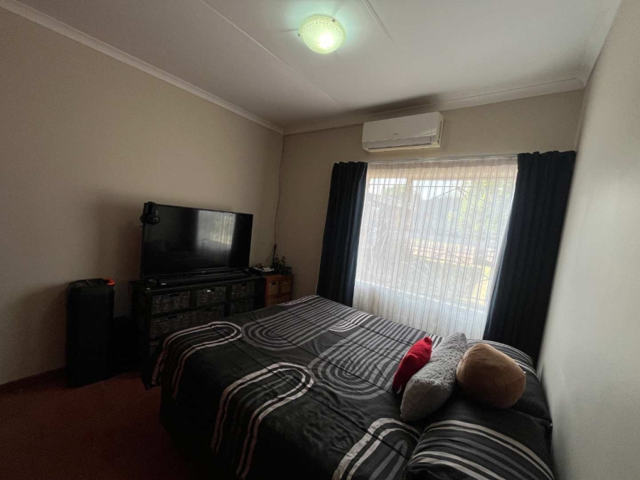 4 Bedroom Property for Sale in Keidebees Northern Cape